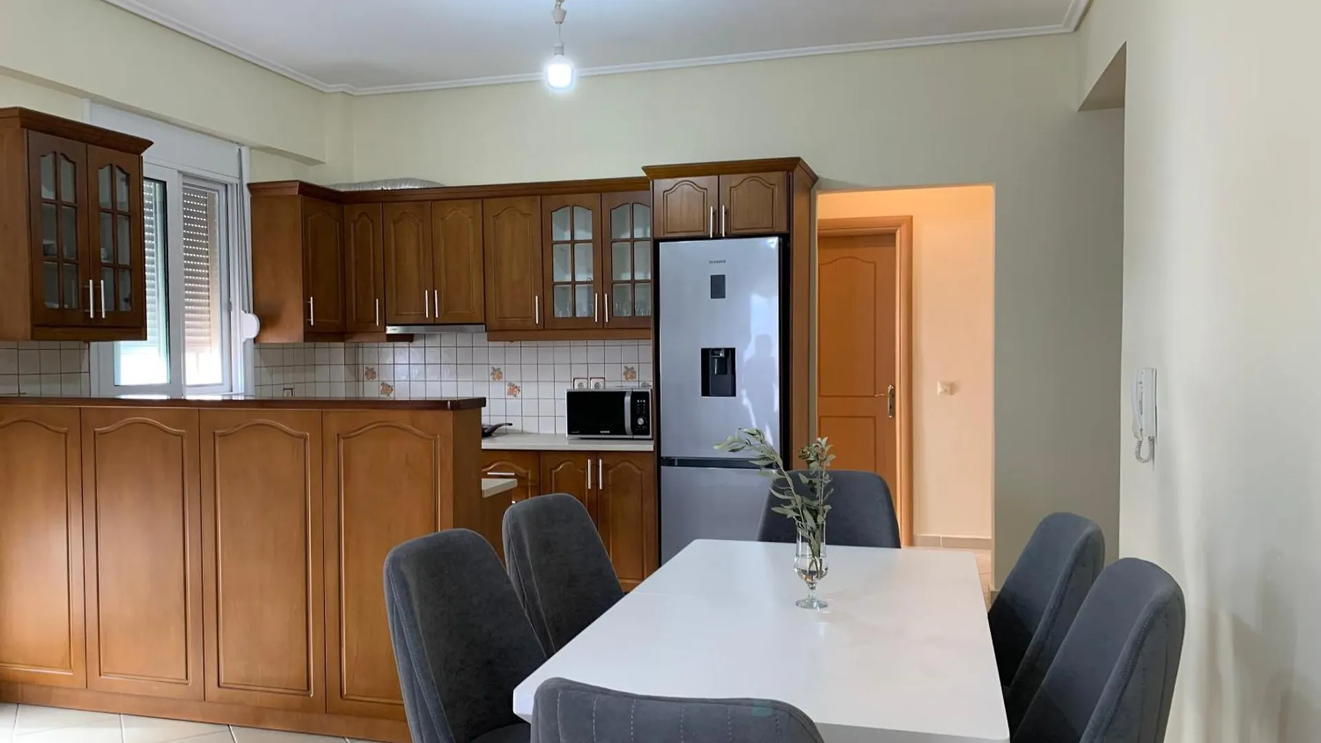 Lindi Apartment Sarande