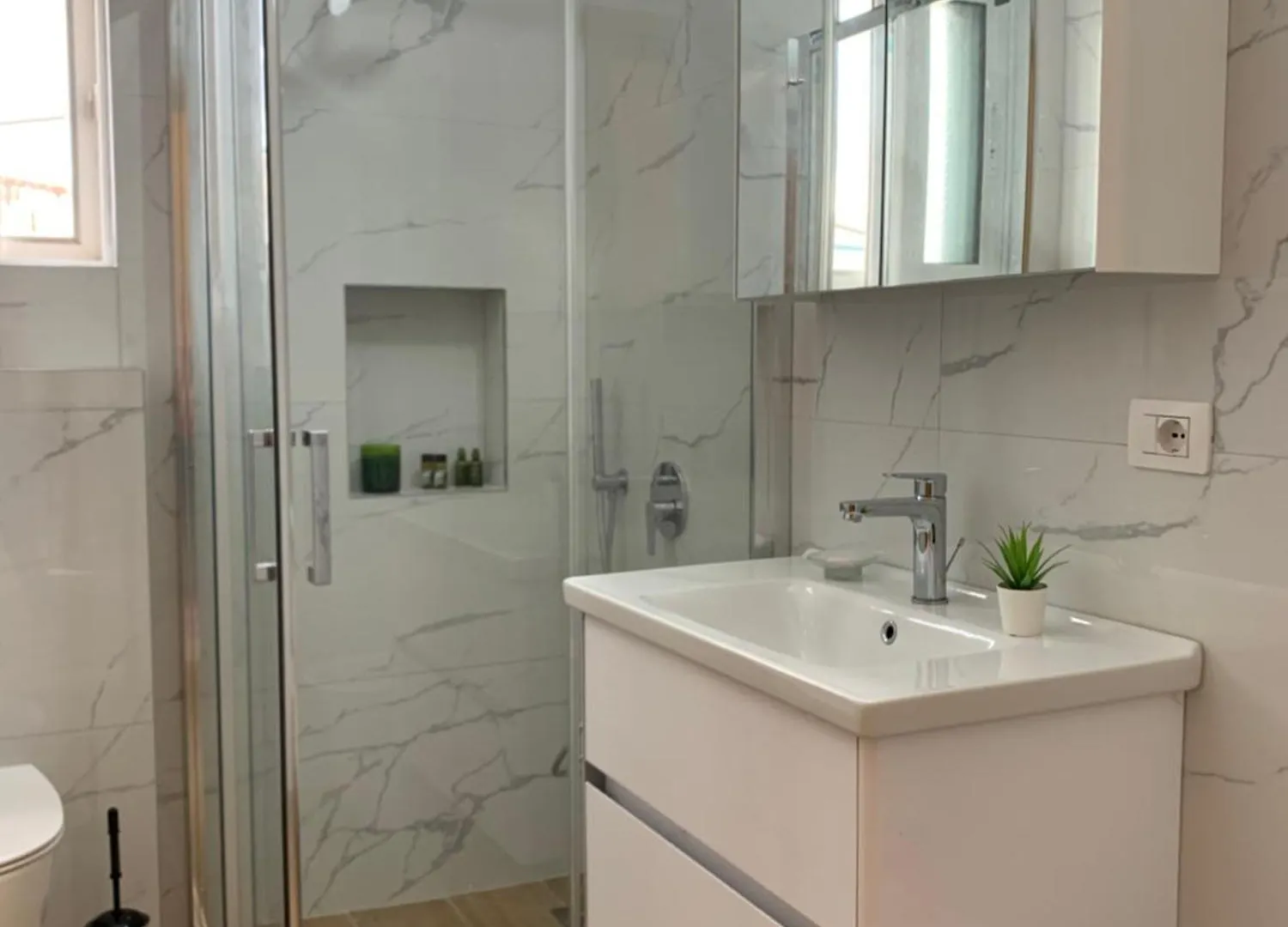 Lindi Apartment Sarande