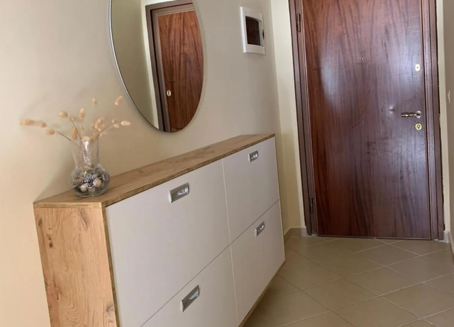 Lindi Apartment Sarande