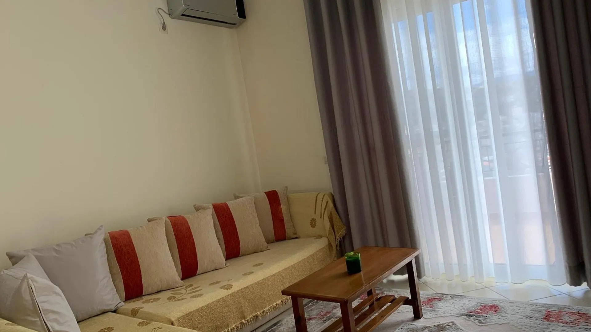Lindi Apartment Sarande